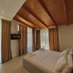 Eb 3 Apartment *