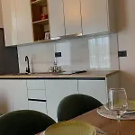 Eb 3 Apartment *
